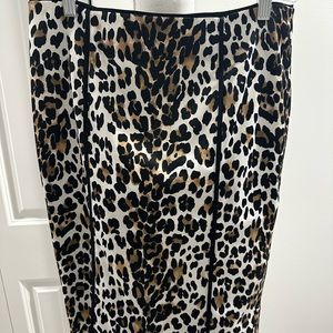 White House, Black market animal prints, pencil styled skirt